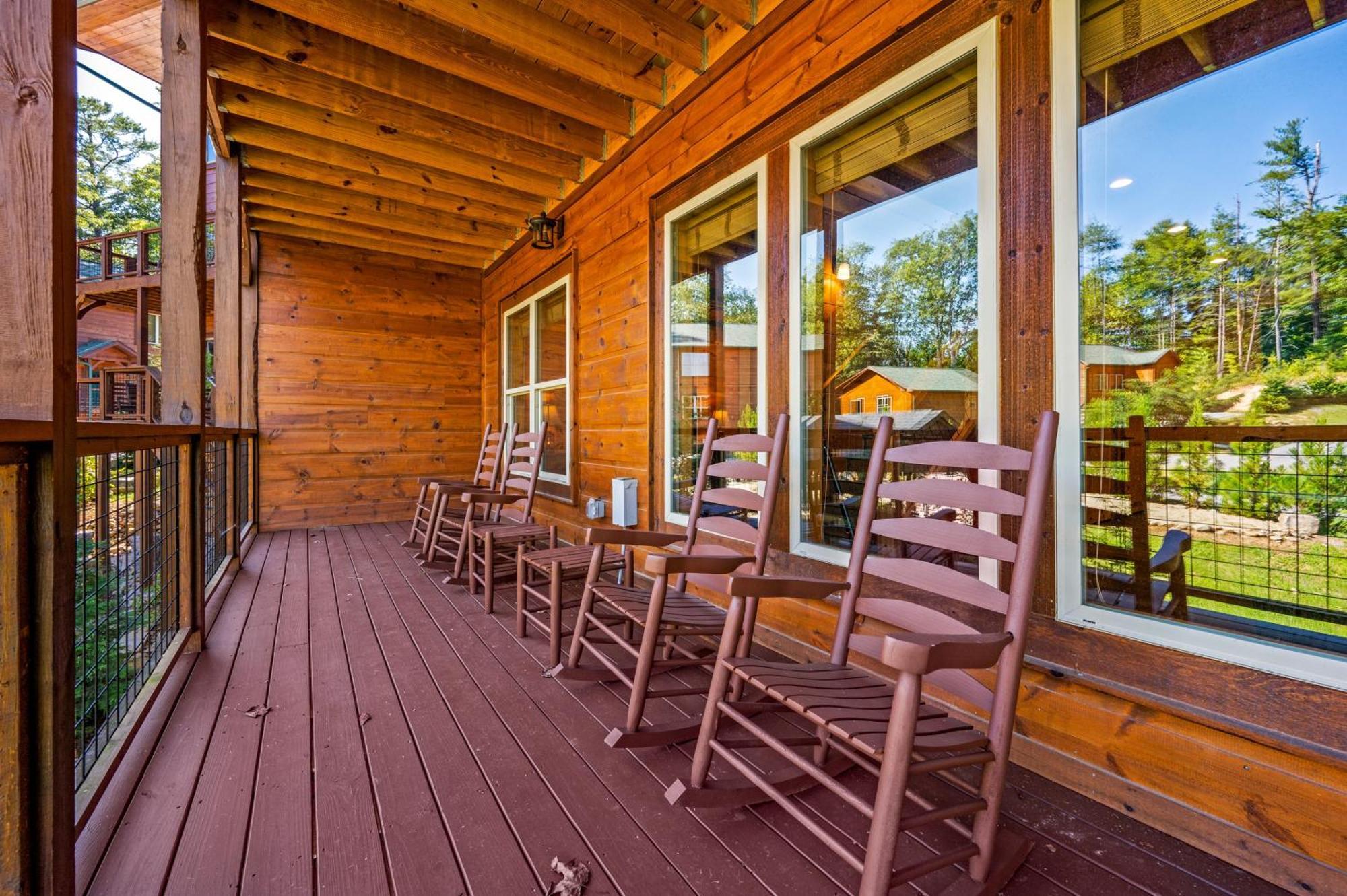 Mountain Skyy Cabin Villa Gatlinburg Exterior photo